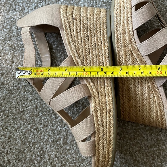 Lauren Ralph Lauren Wedges, Size 10 - Picture 11 of 11